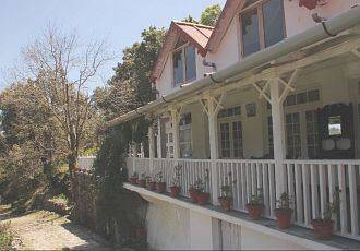 The Vienna Lodge Cottage, Nainital 1